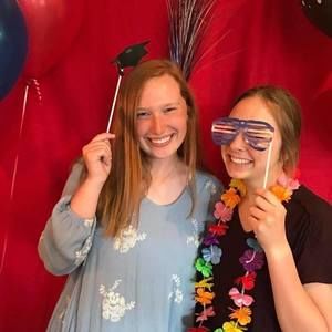 Meet your Posher, Kelly